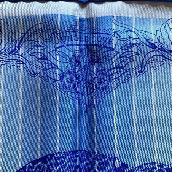 Hermès scarf  - Picture 8 of 10